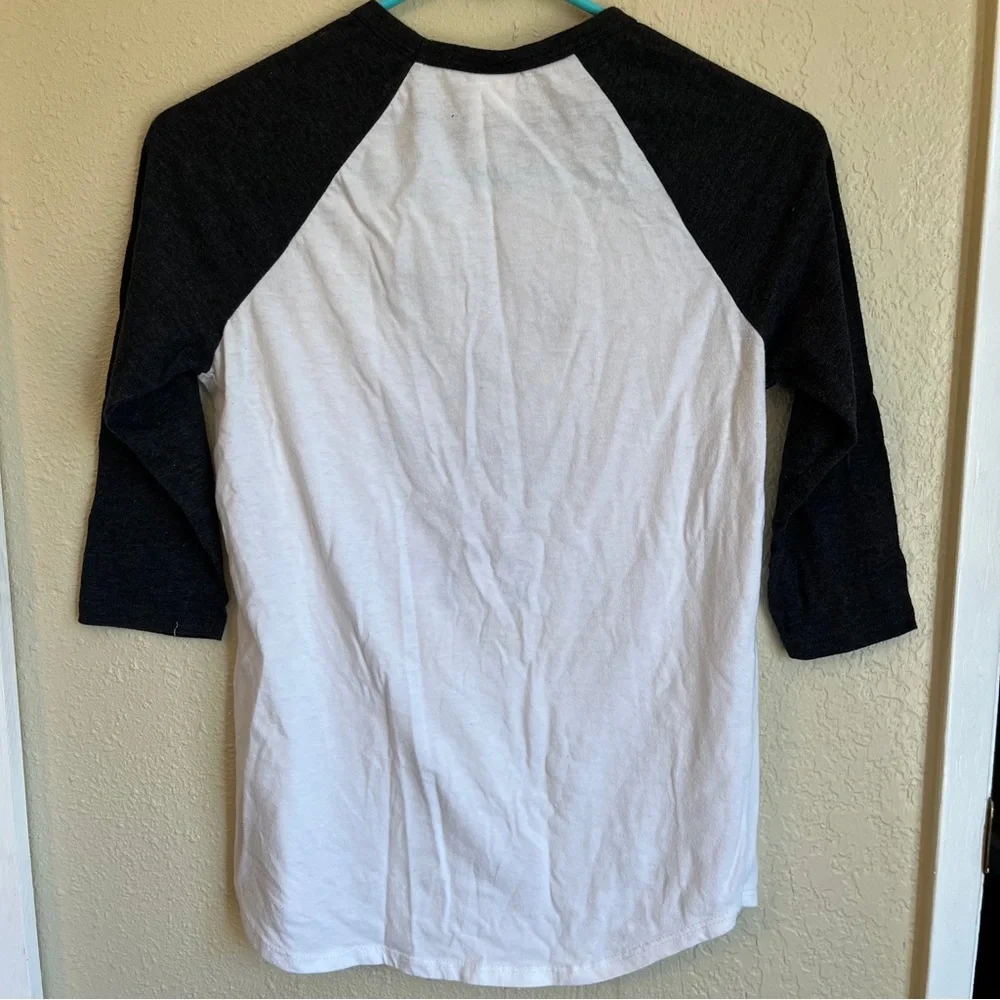 Mickey Christmas raglan tee - Picture 5 of 9